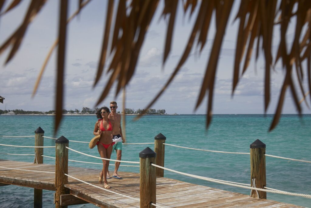 Travel Advisor Asset-SRB-Lifestyle-Couple-Walking-Pier